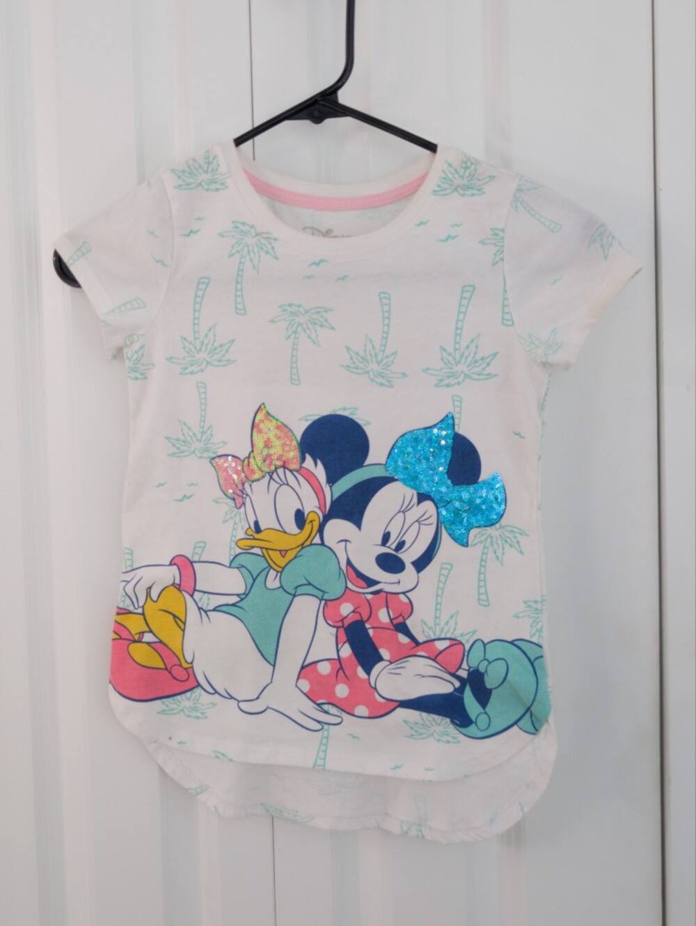 Disney Minnie & Daisy Graphic Tee - White with Teal Accents Sequins